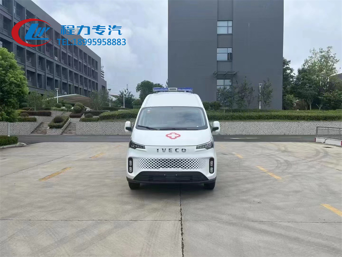 依维柯聚星纯电动救护车