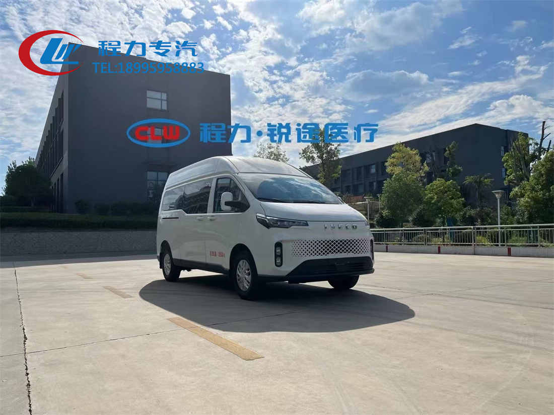 大通V70救护车（柴油）