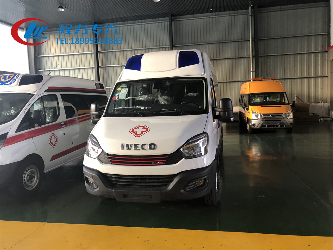 依维柯长轴救护车（柴油）