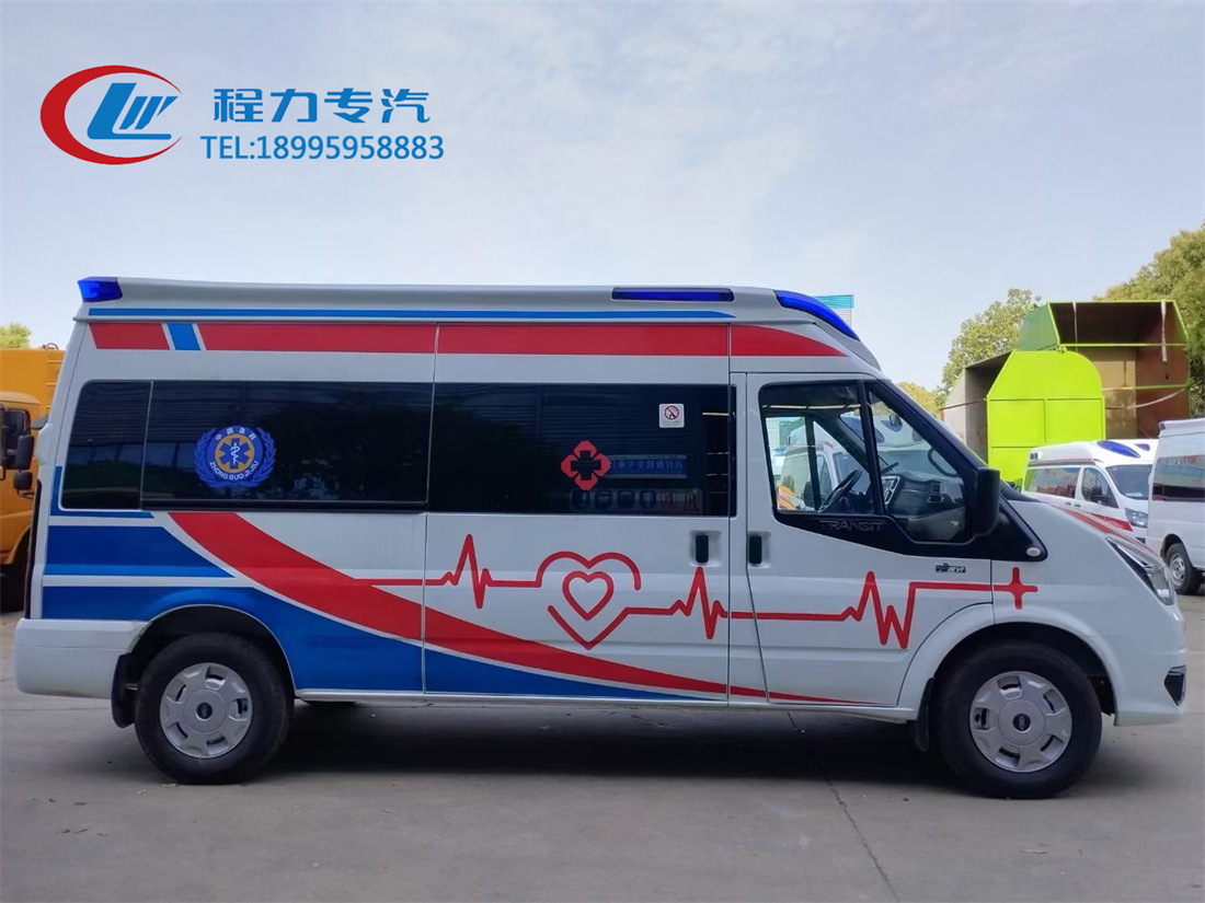 福特Pro福星顶救护车（自动挡）