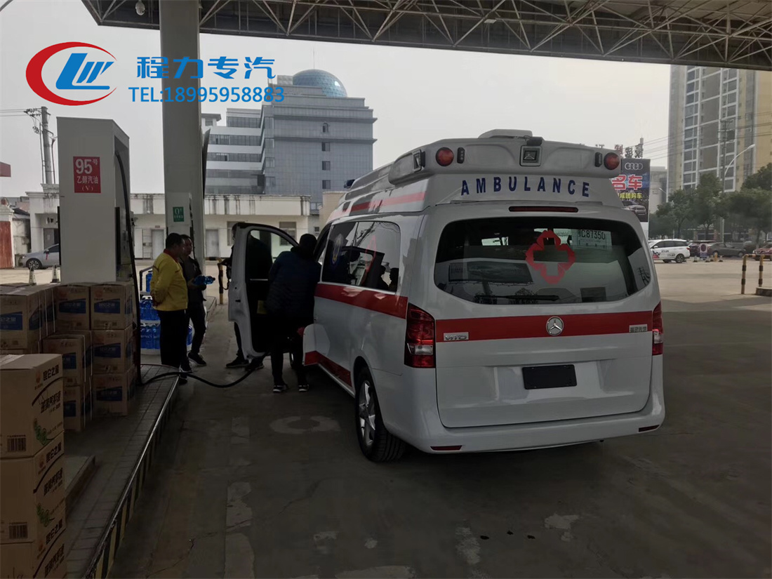 奔驰威霆救护车（汽油）