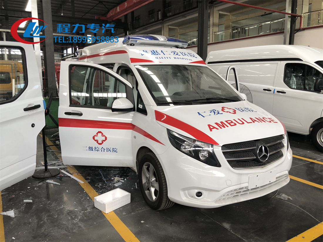奔驰威霆救护车（汽油）