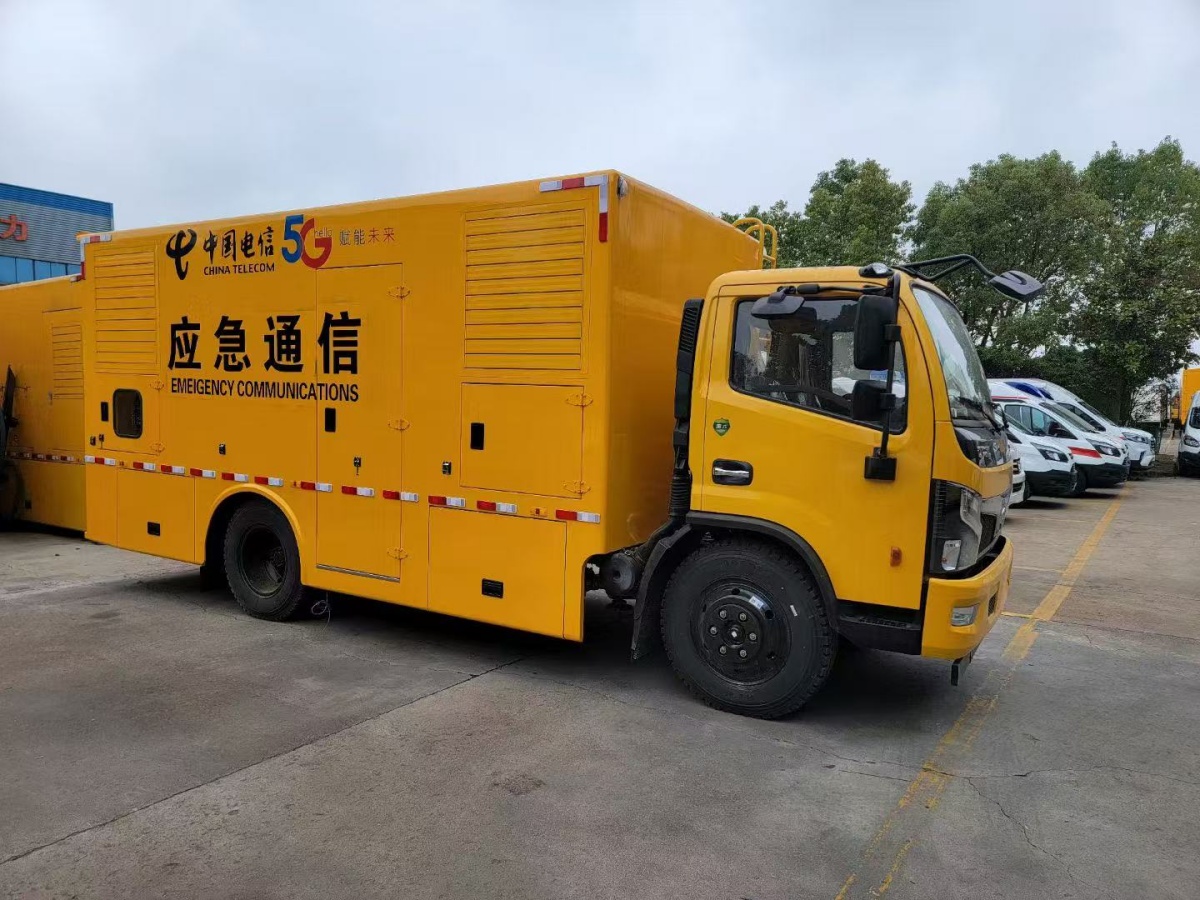 庆铃五十铃电源车（100-300KW）