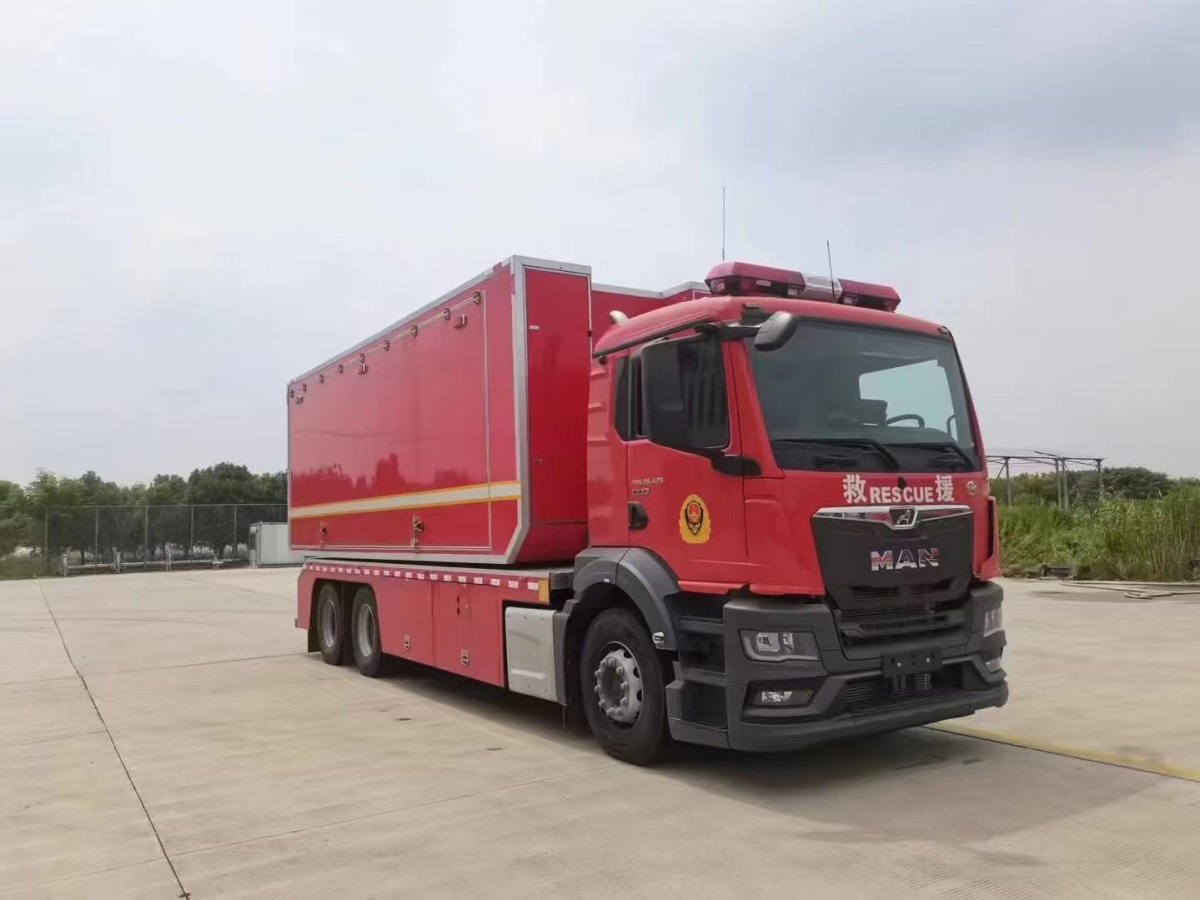 豪沃通信消防指挥车