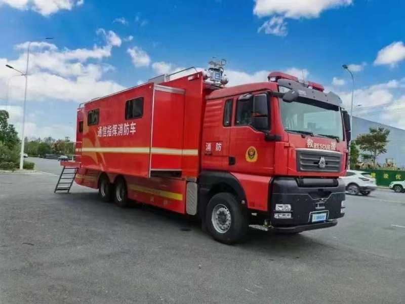 豪沃通信消防指挥车