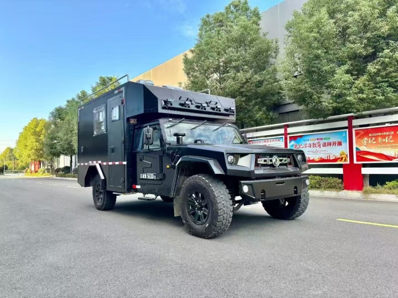 东风猛士指挥车