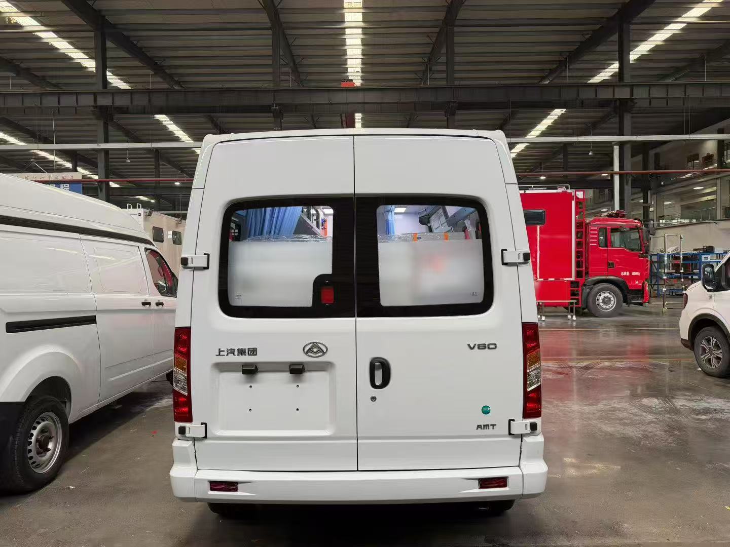 大通V80长轴医疗车